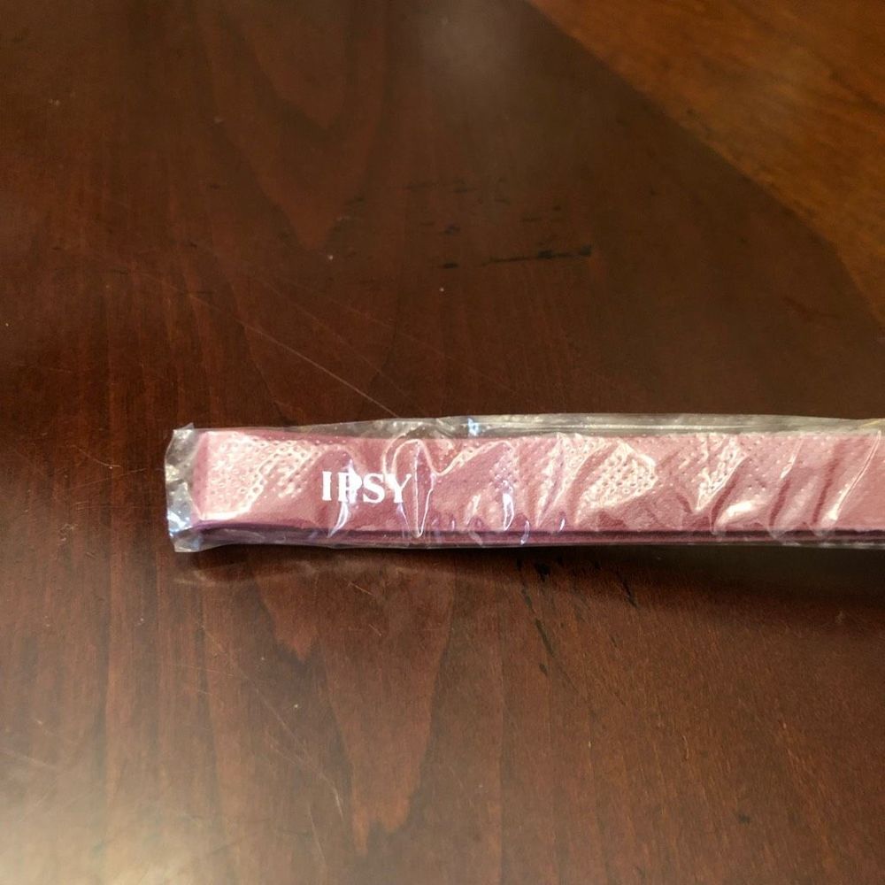 IPSY - Cosmetic Bag in Plum Faux Fur - BAG ONLY. New, never used. NWOT!￼ - Picture 6 of 9